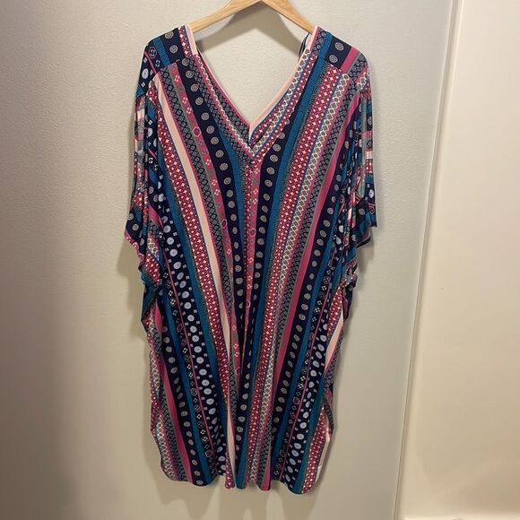 JOSIE by Natori woman’s multi colored swimsuit coverup - Picture 9 of 10